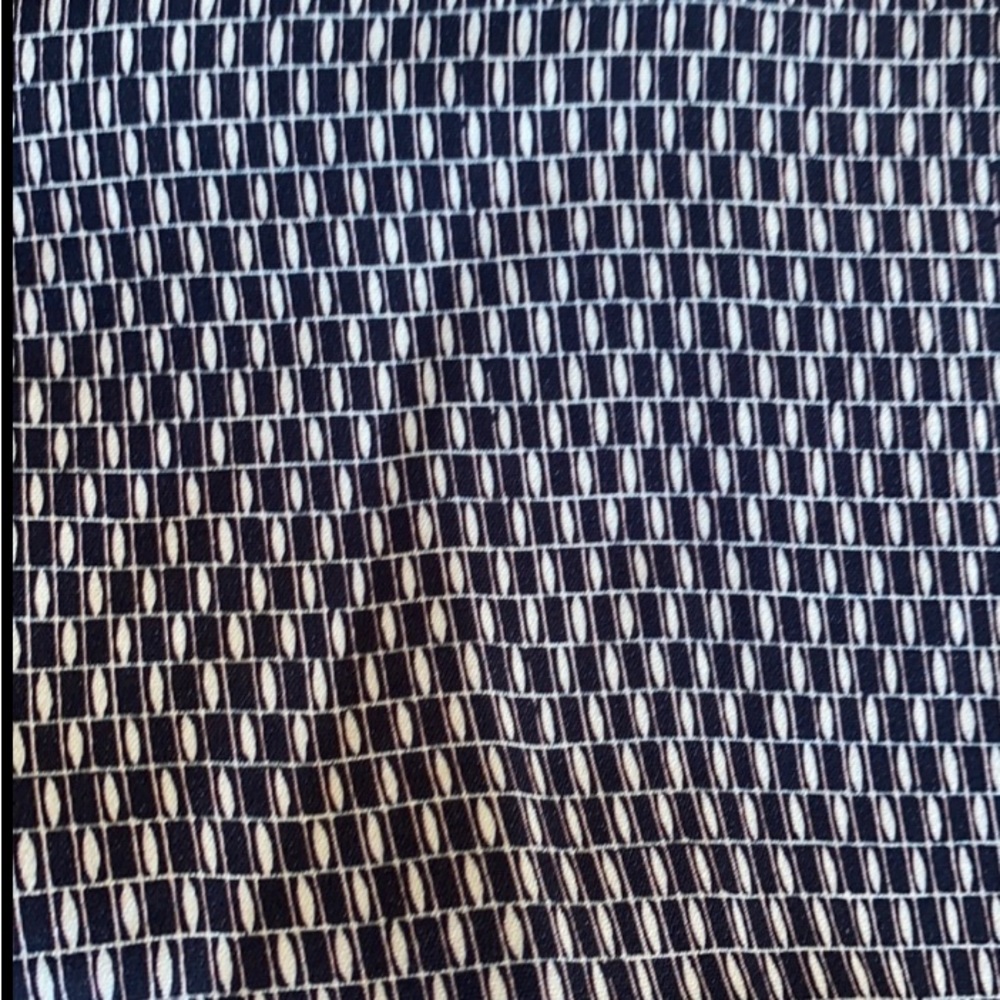 Slacks ETRO made in Italy. Excellent condition.   Very soft silky material - Picture 4 of 10